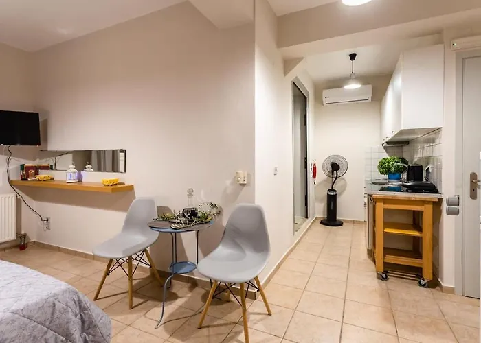 Prázdninový dům Kitries Summer Getaway - Eden Sandy *