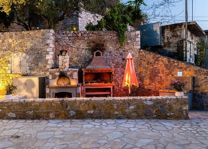 Kitries Summer Getaway - Eden Sandy